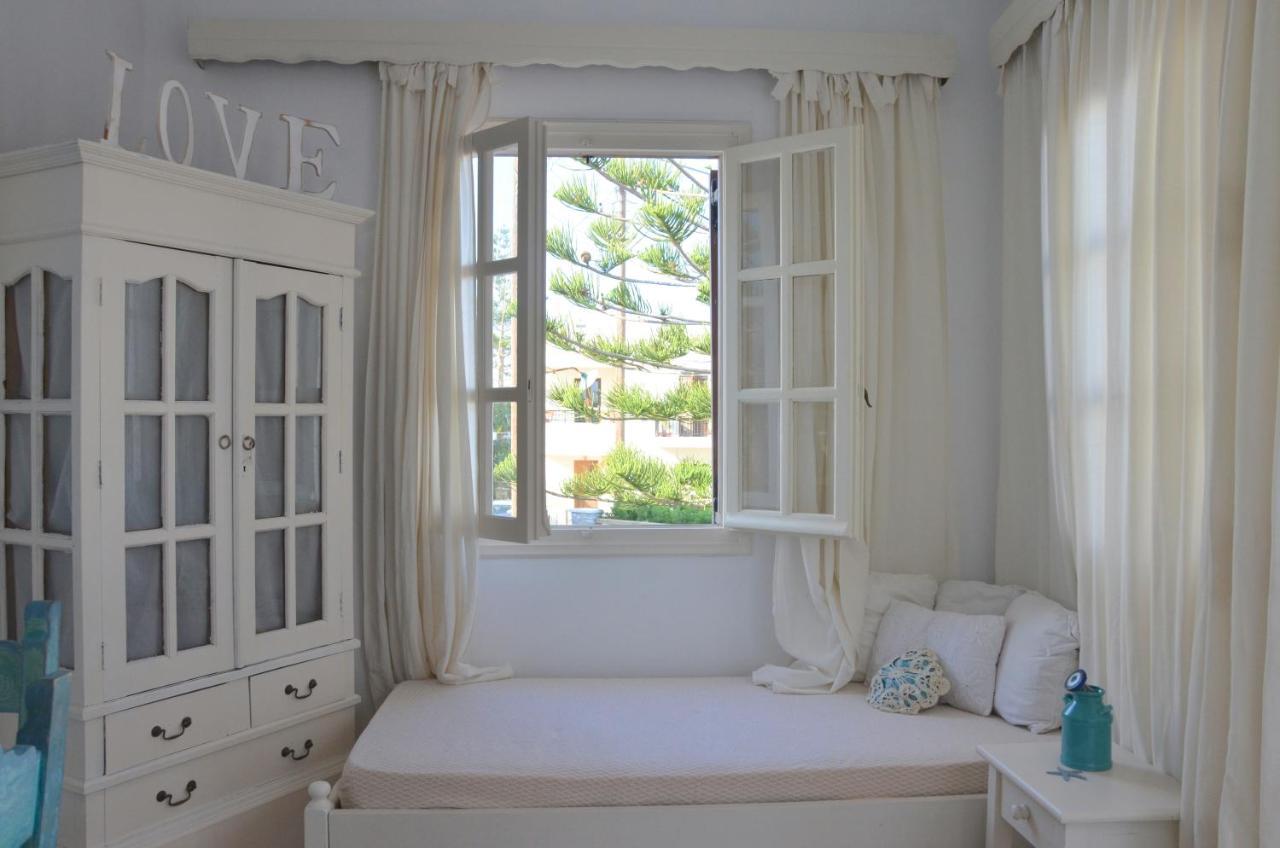 Anima Family Apartment Naxos City ภายนอก รูปภาพ